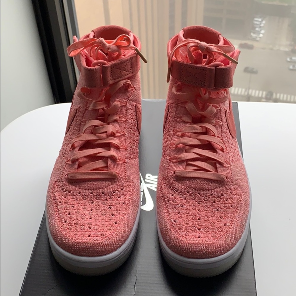 Nike Air Force One Flyknit High Tops